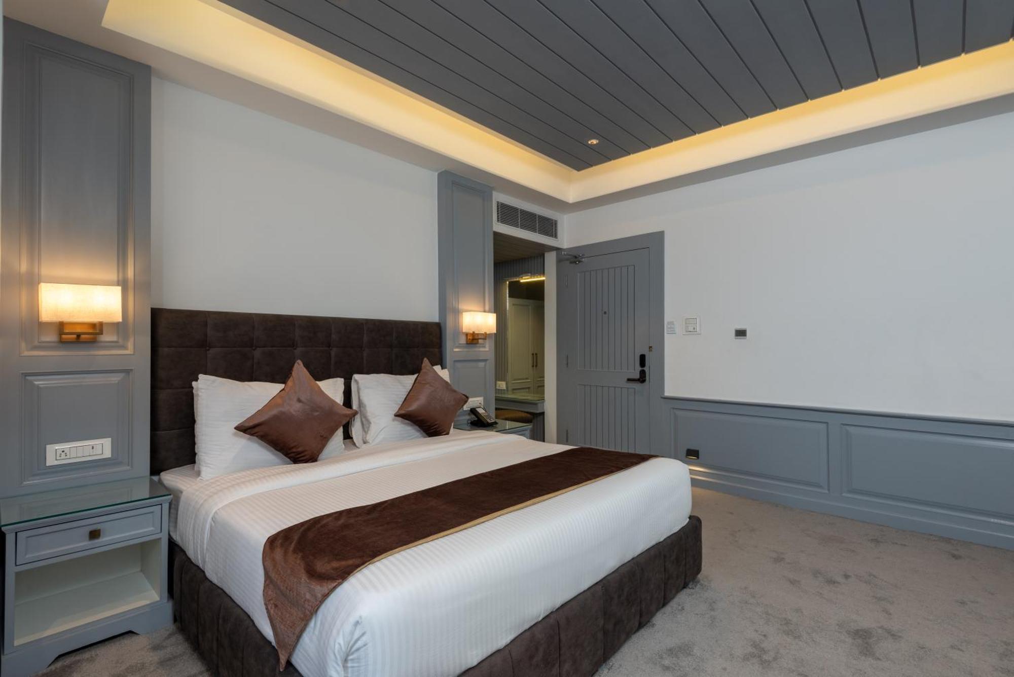 Hotel Grand Boulevard Durgjan Экстерьер фото